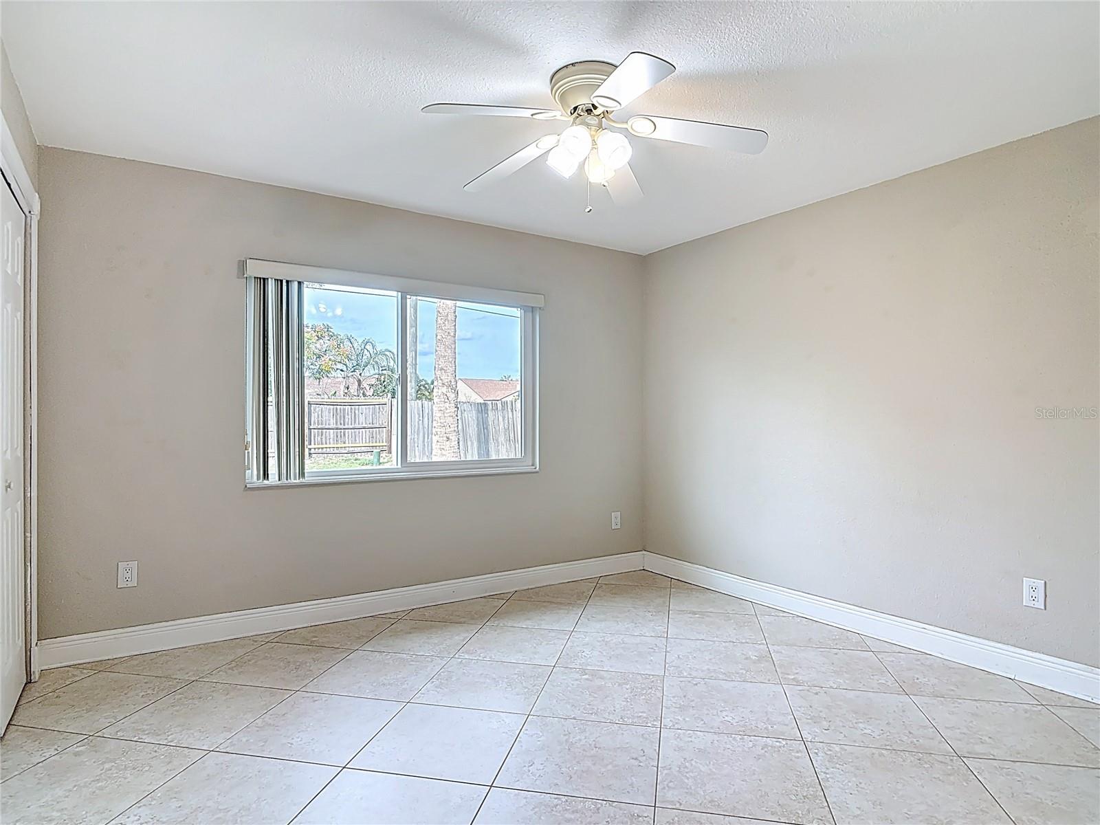 1051 Alameda Dr Property Photo 22
