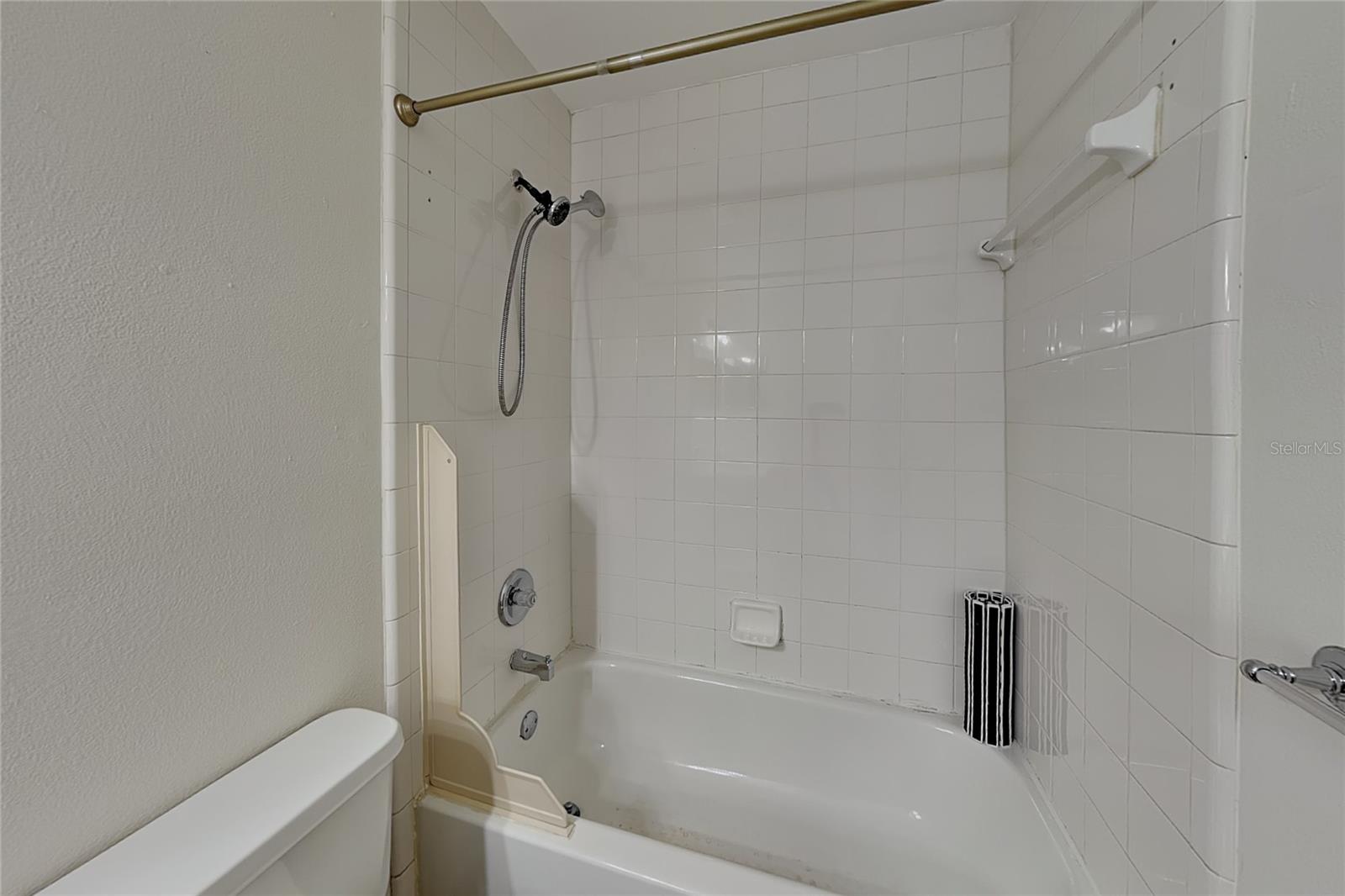 685 Scarlet Oak Cir #109 Property Photo 17