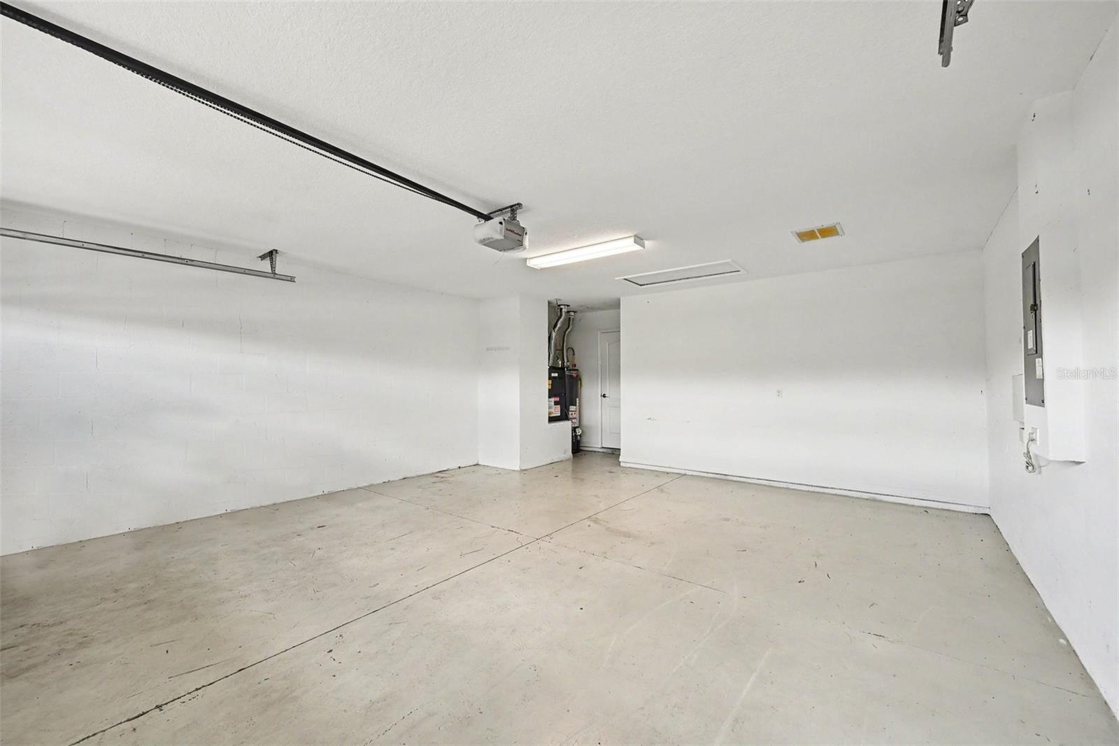 11426 Cambray Creek Loop Property Photo 27