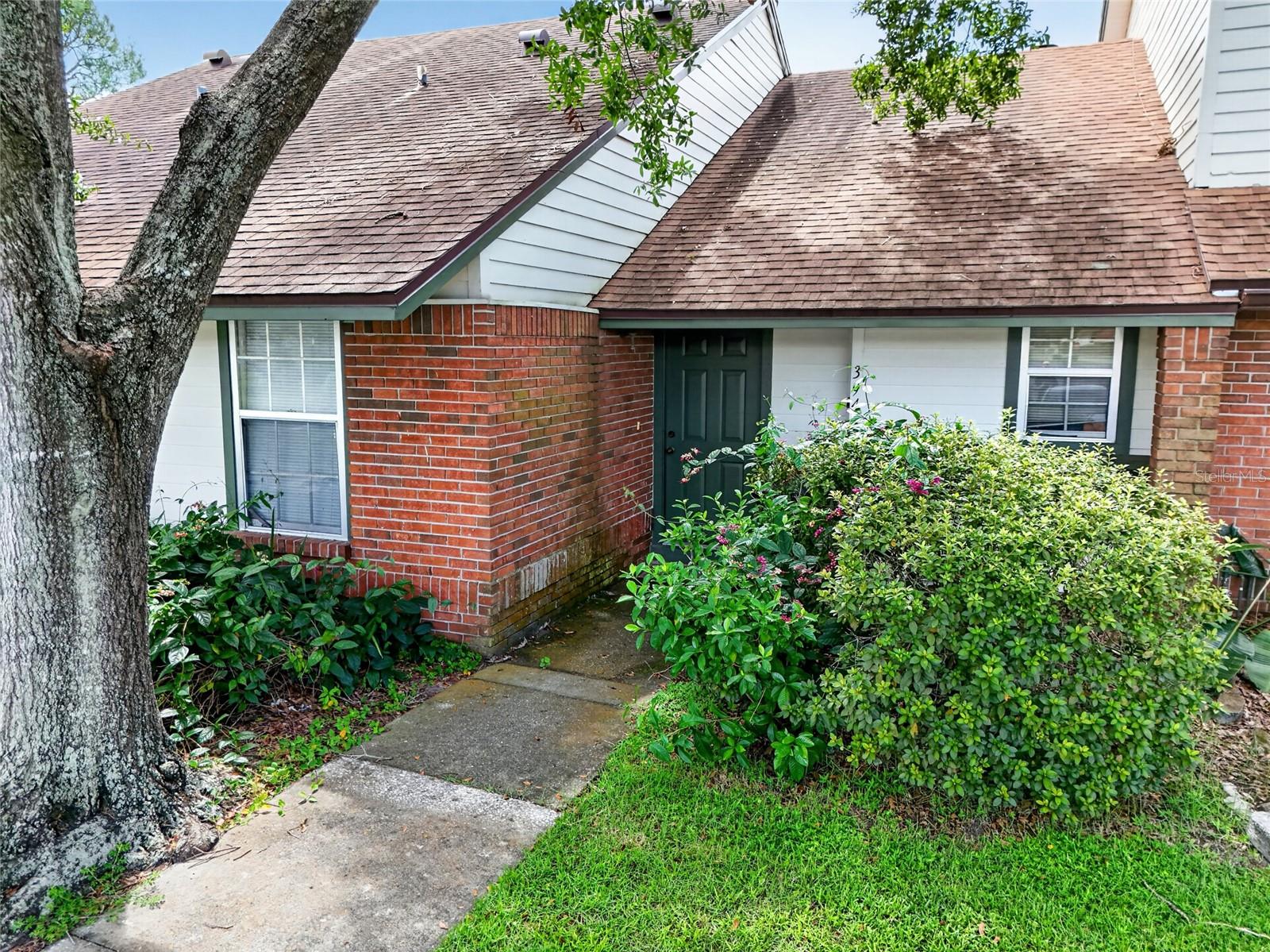 3949 Journey Ct Property Photo 2