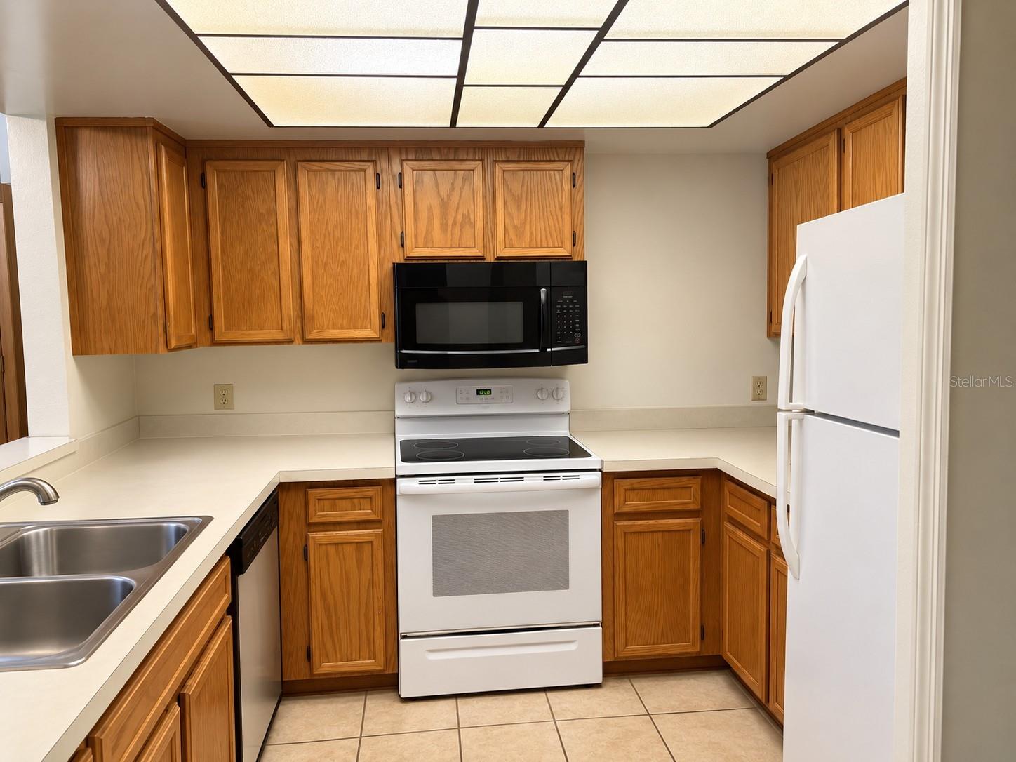 3949 Journey Ct Property Photo 5