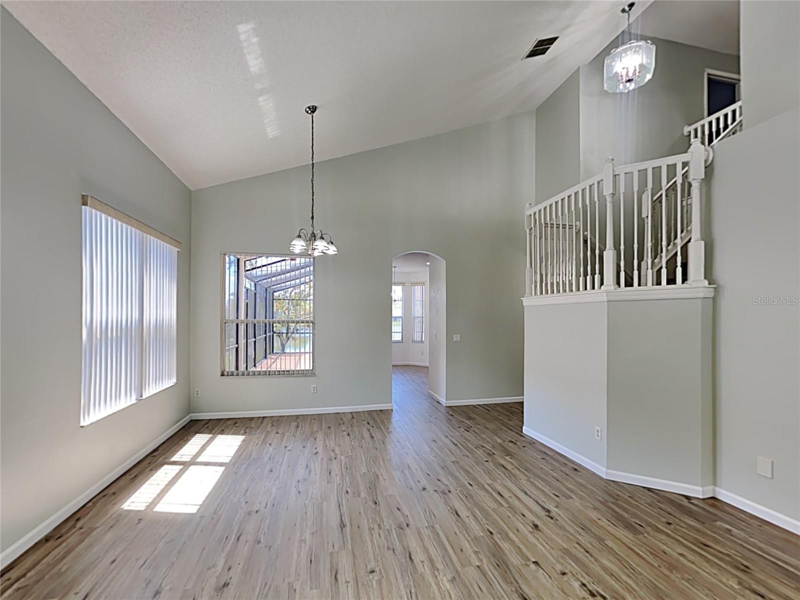 728 Hardwood Cir Property Photo 8