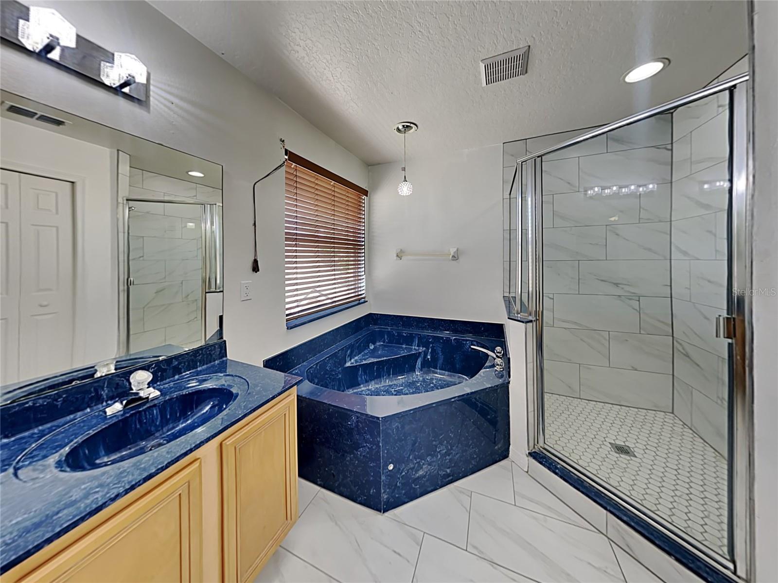 728 Hardwood Cir Property Photo 12