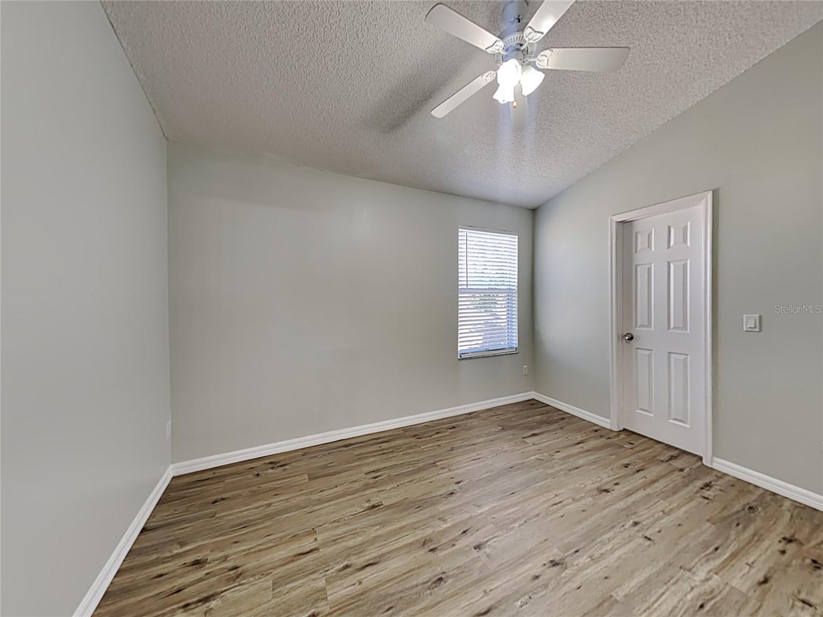 728 Hardwood Cir Property Photo 15