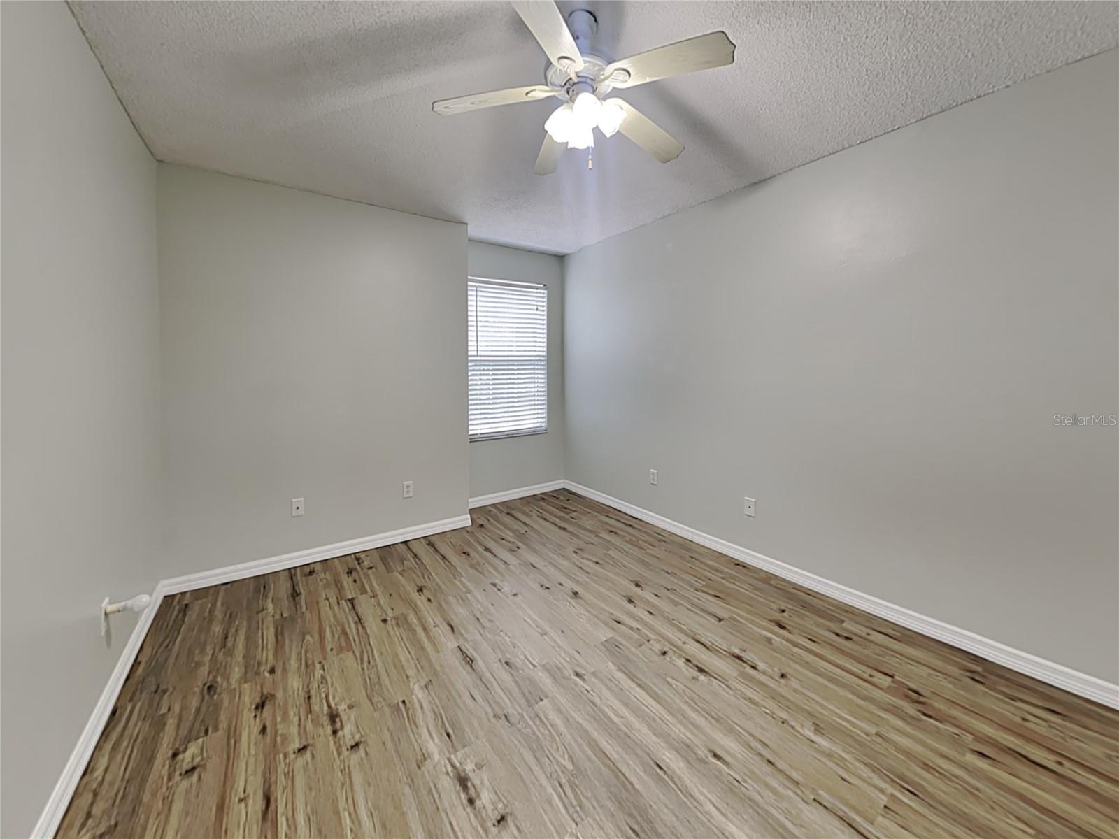 728 Hardwood Cir Property Photo 16