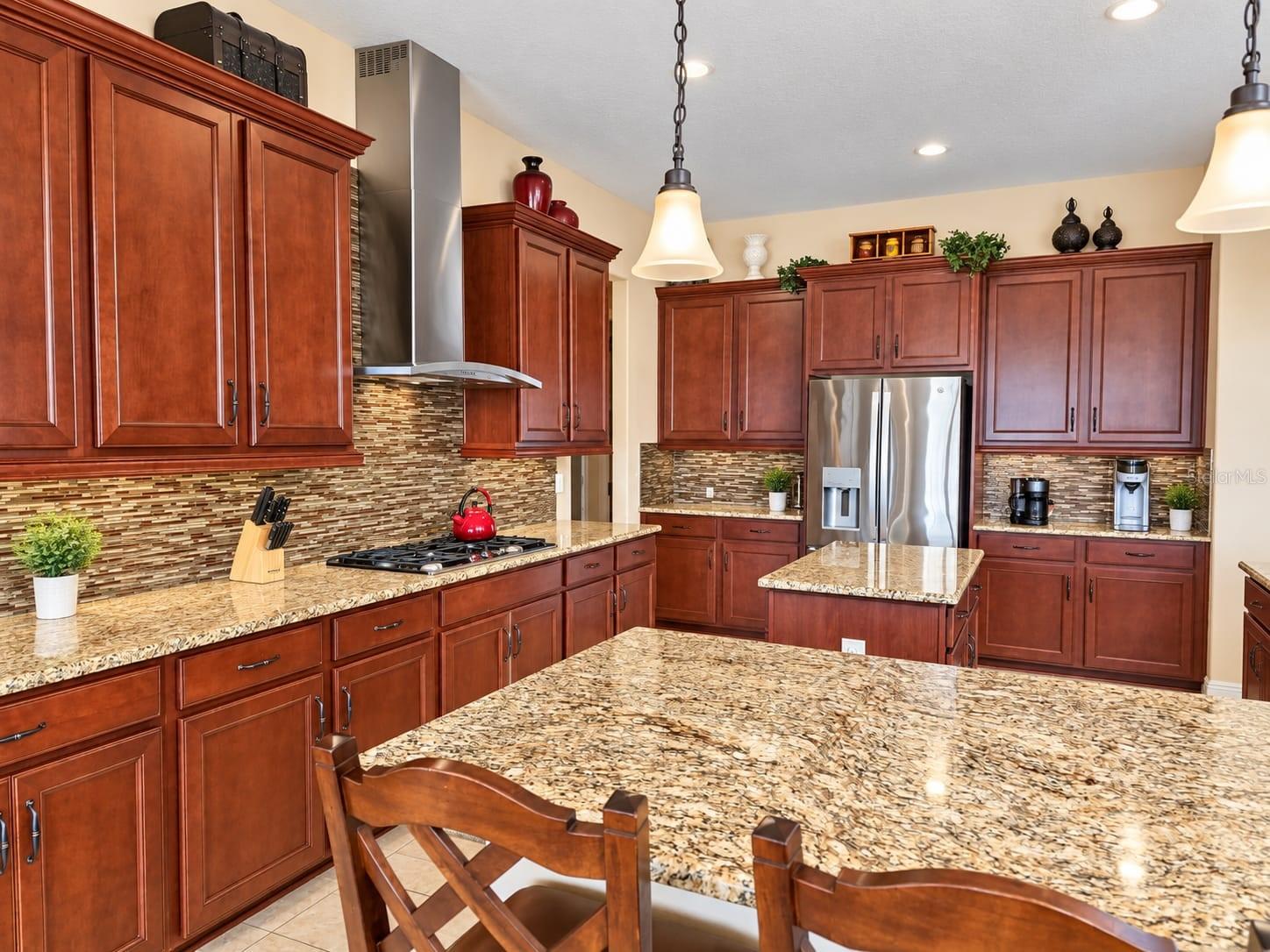 7747 Green Mountain Way Property Photo 5