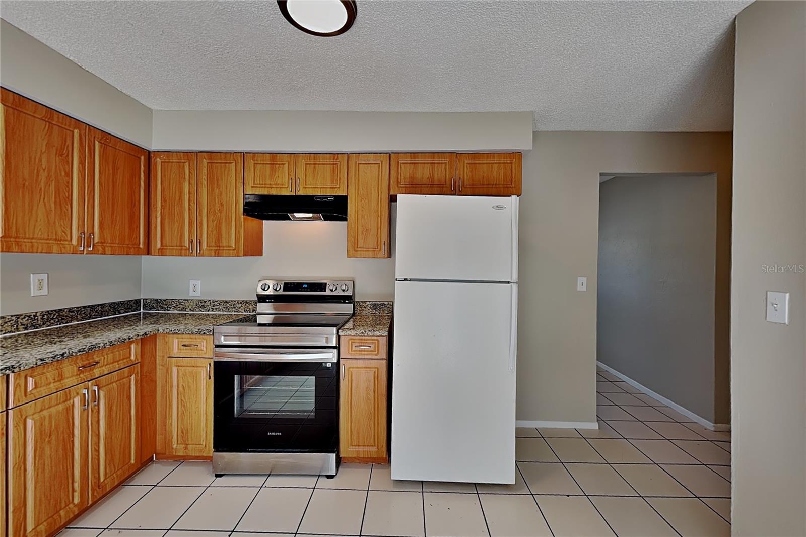 15117 Avalon Ave #a Property Photo 6
