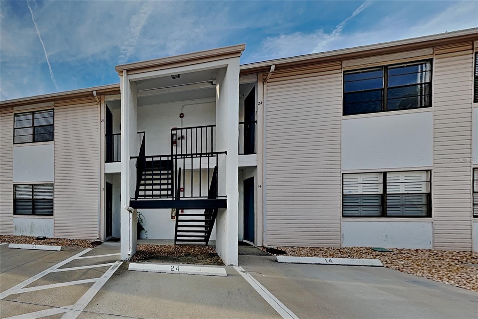 3102 W HORATIO ST #24 Property Photo 1