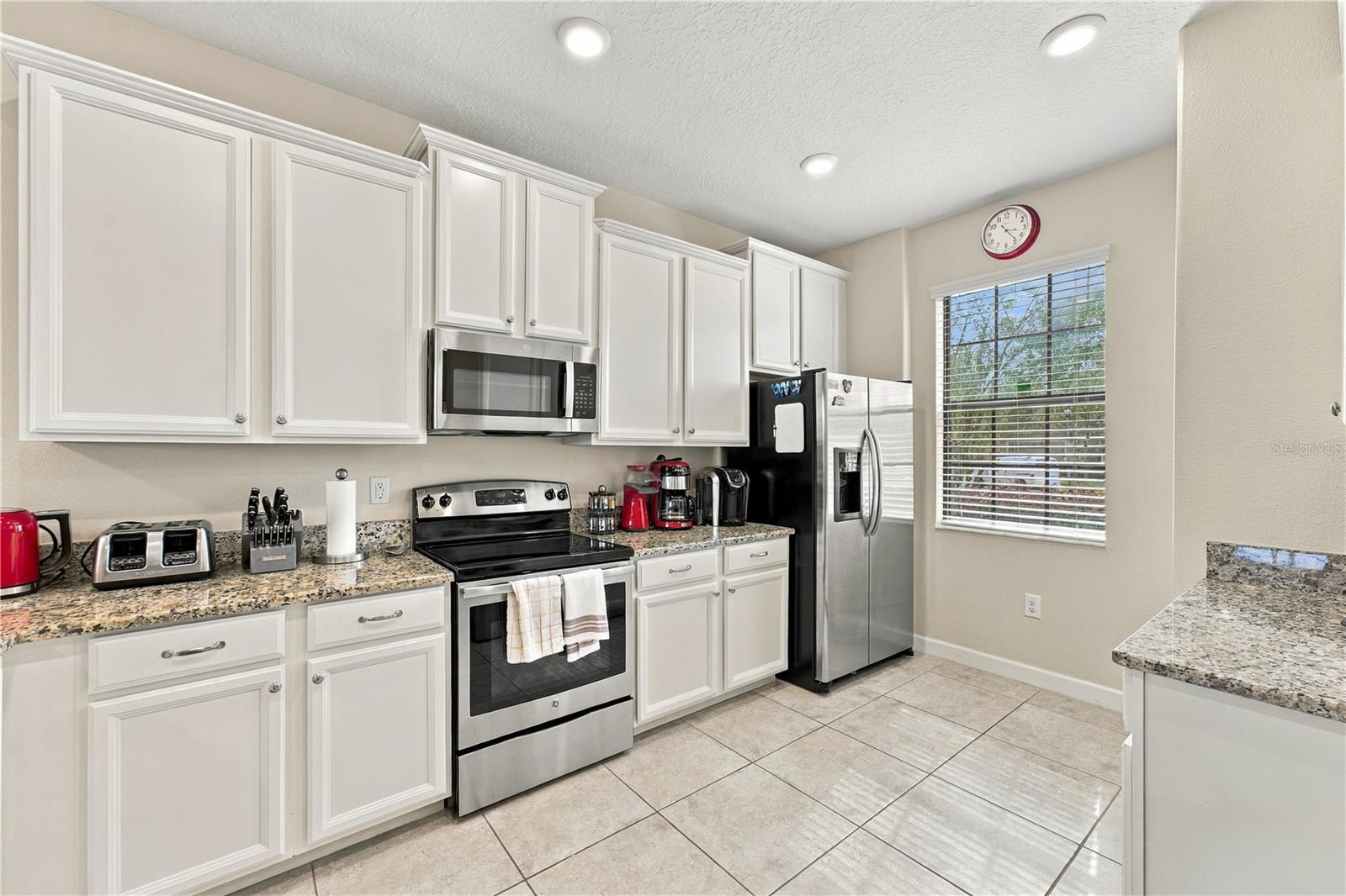 9037 Shadow Mountain St Property Photo 11