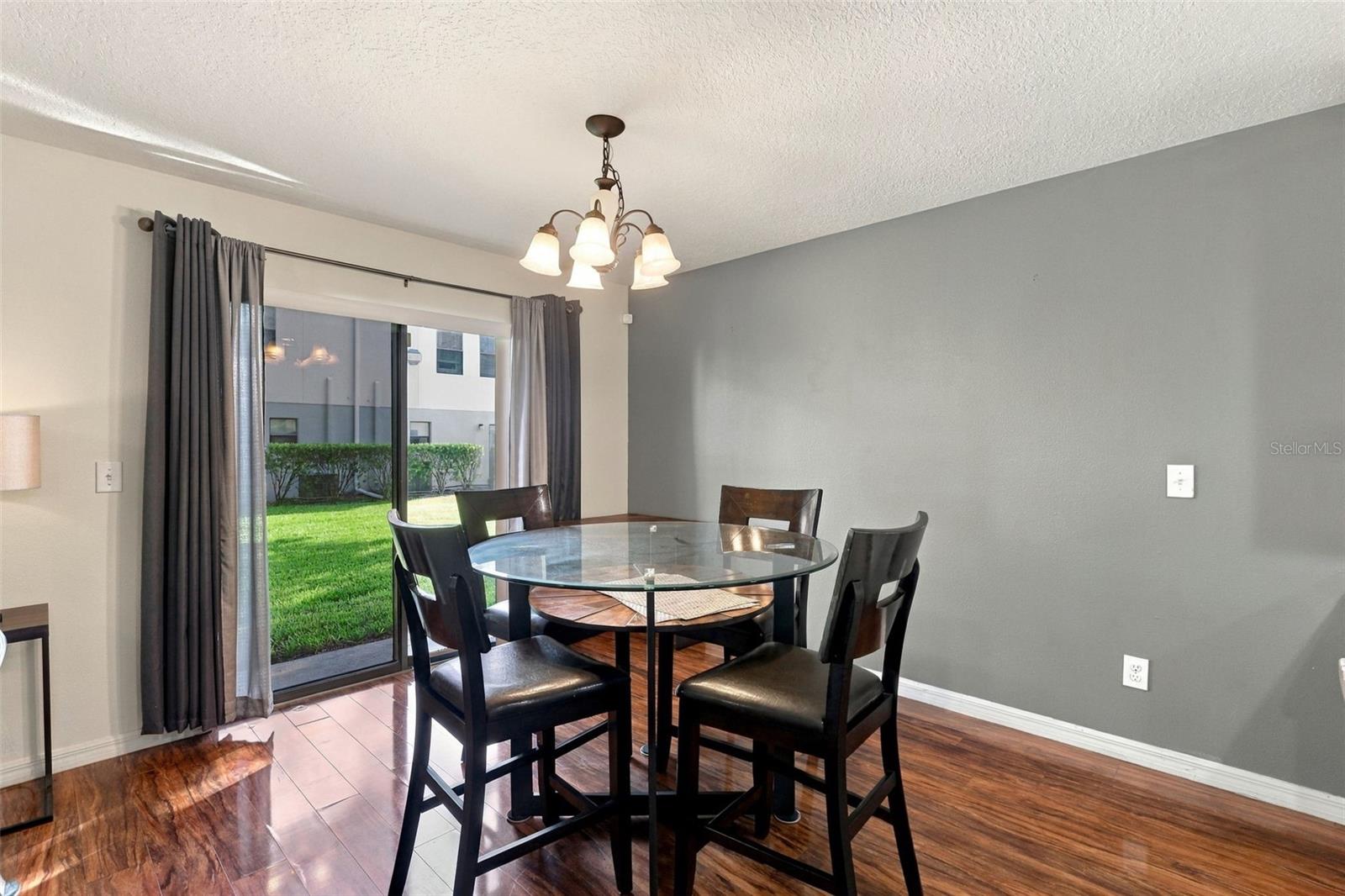 6431 Windsor Lakes Cir Property Photo 10