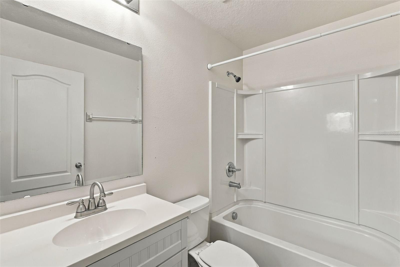 6431 Windsor Lakes Cir Property Photo 12