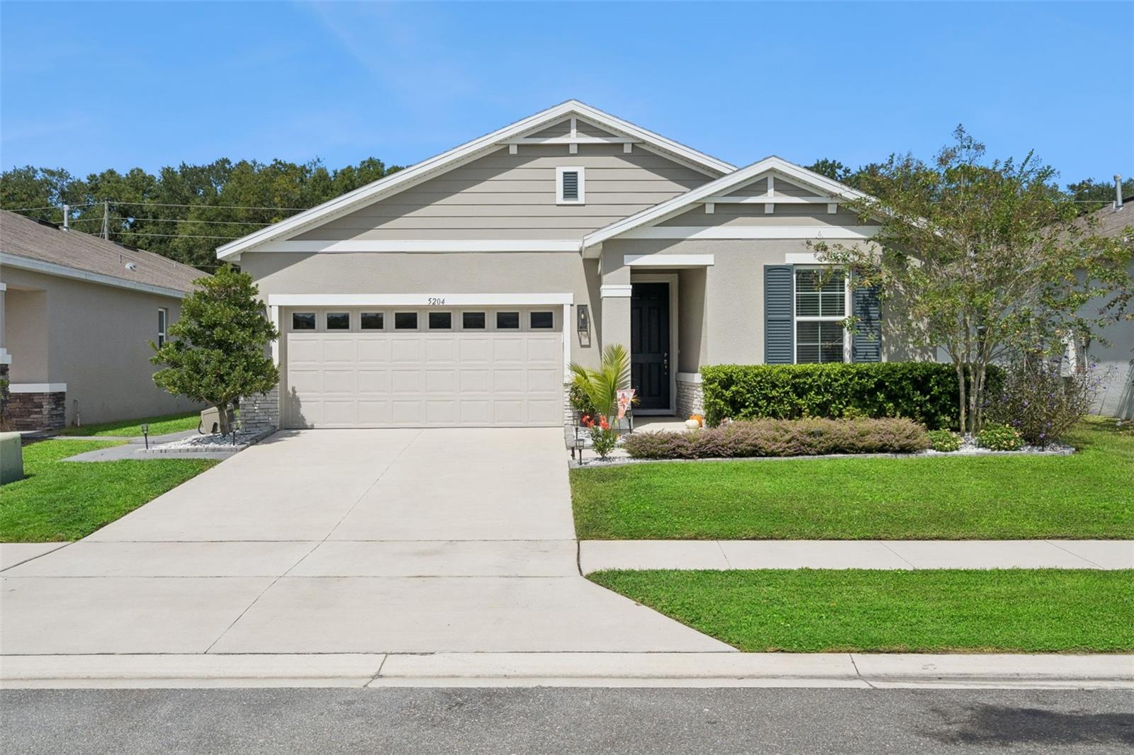 5204 Meadow Song Dr Property Photo 1
