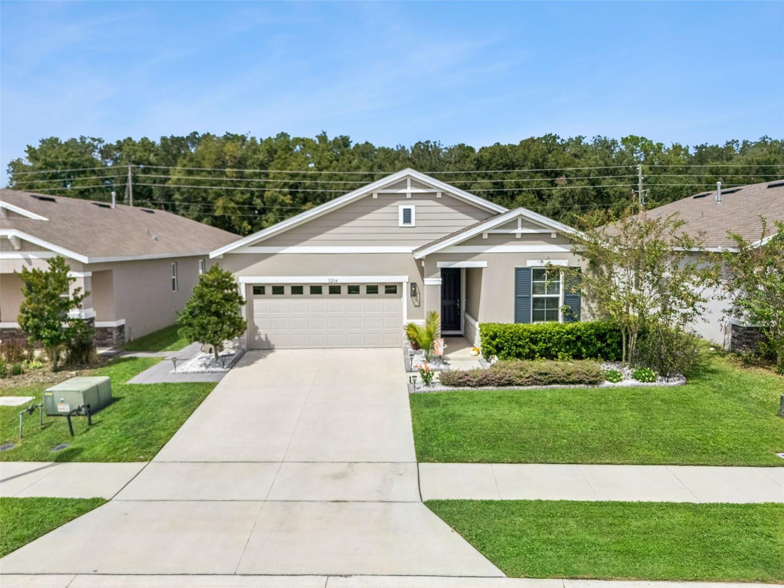 5204 Meadow Song Dr Property Photo 5