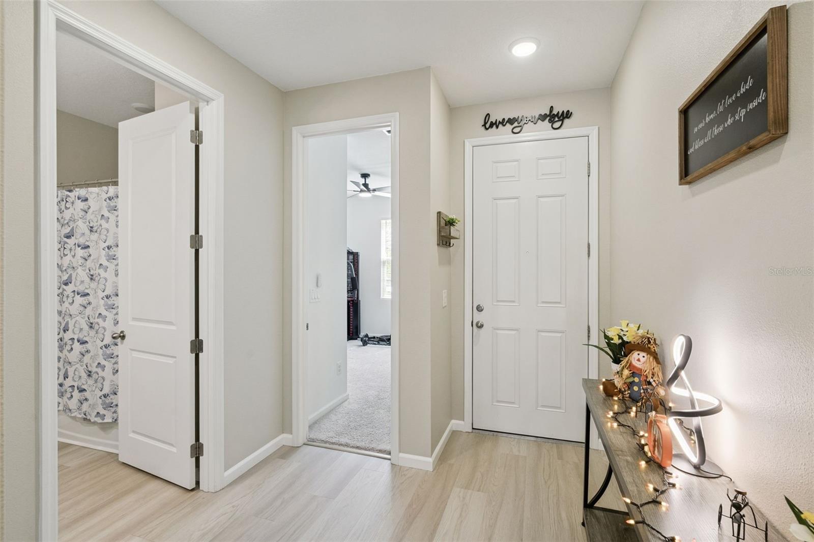 5204 Meadow Song Dr Property Photo 7