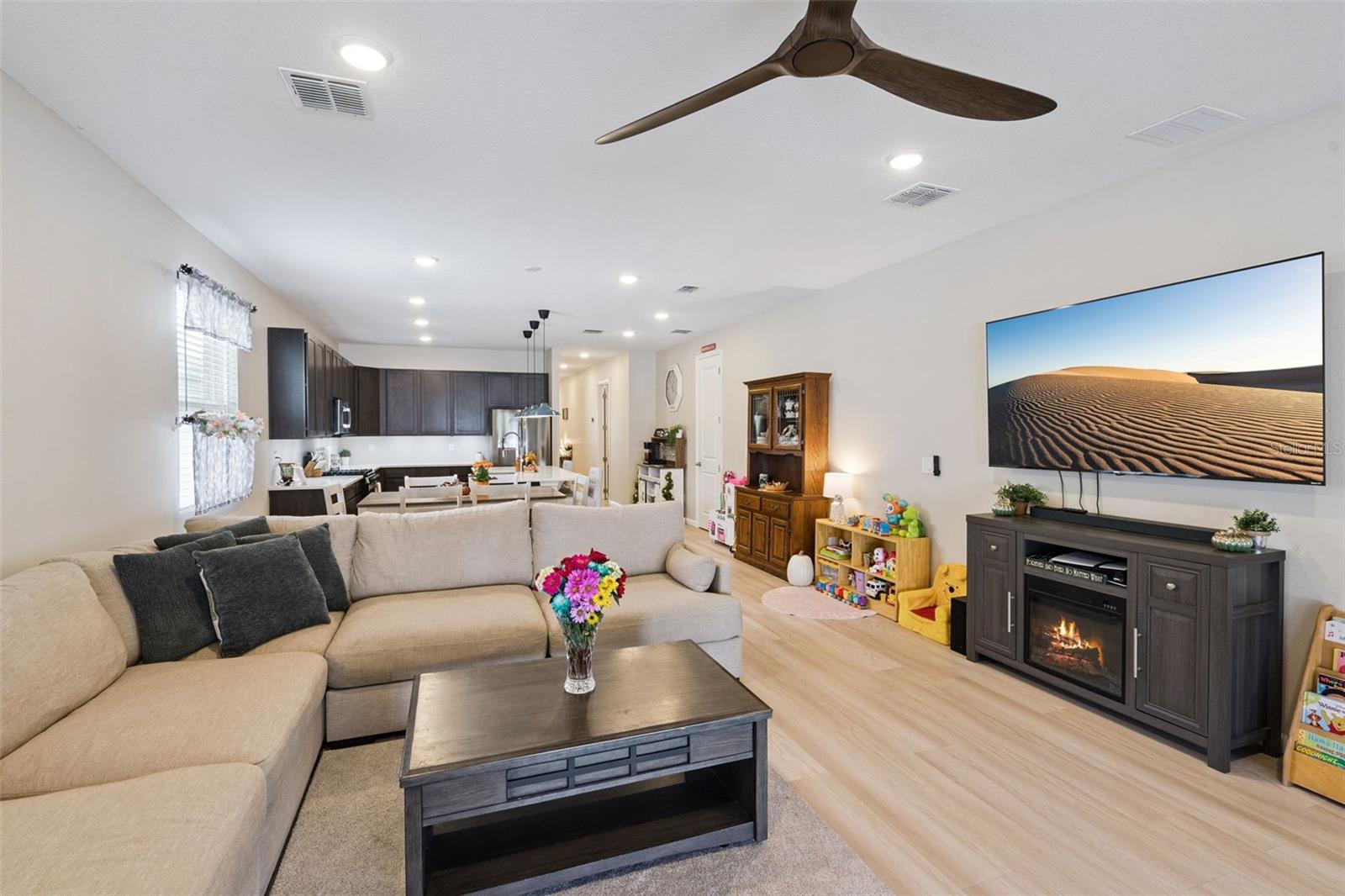 5204 Meadow Song Dr Property Photo 12