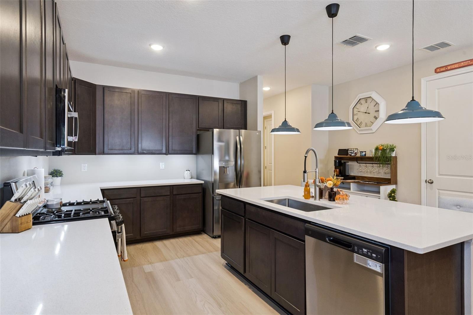 5204 Meadow Song Dr Property Photo 18