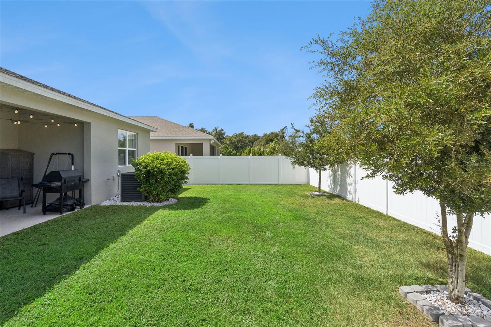 5204 Meadow Song Dr Property Photo 40
