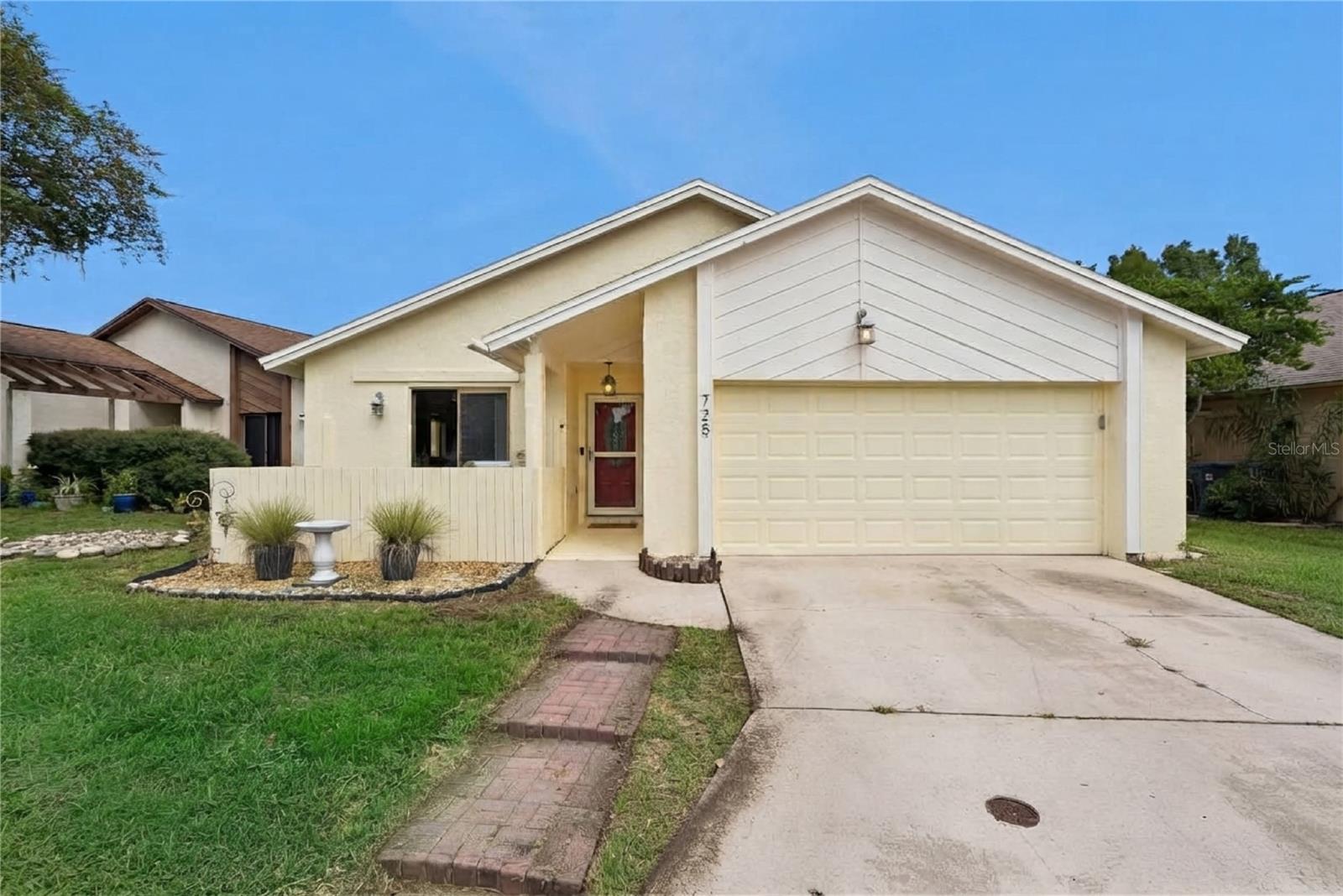 725 Adidas Rd Property Photo 1
