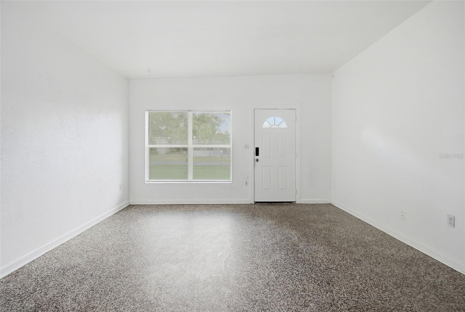 70 Griggs Ave #76 Property Photo 6