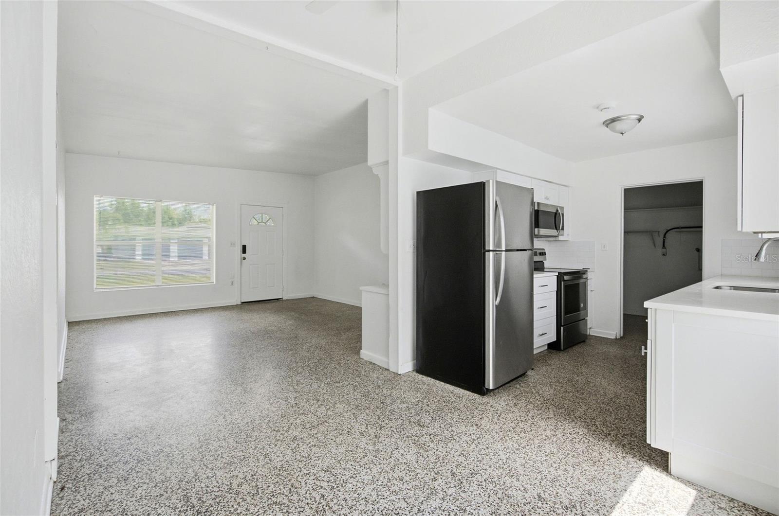 70 Griggs Ave #76 Property Photo 11