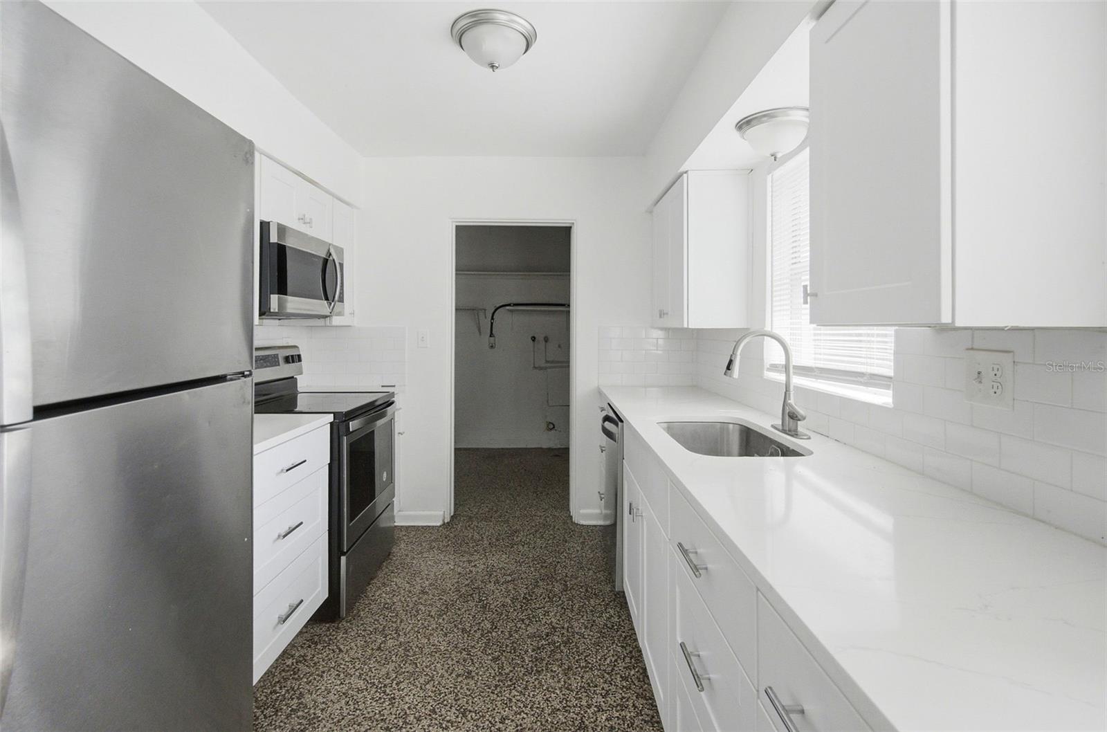 70 Griggs Ave #76 Property Photo 13