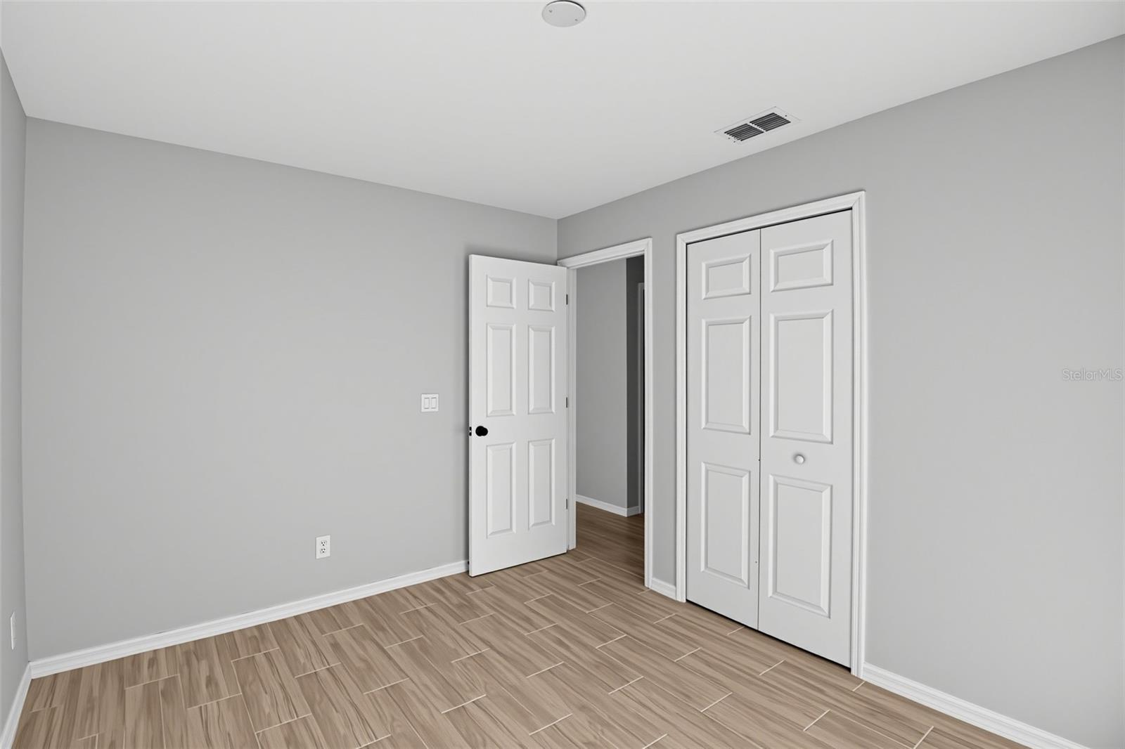 235 Toms Rd Property Photo 15