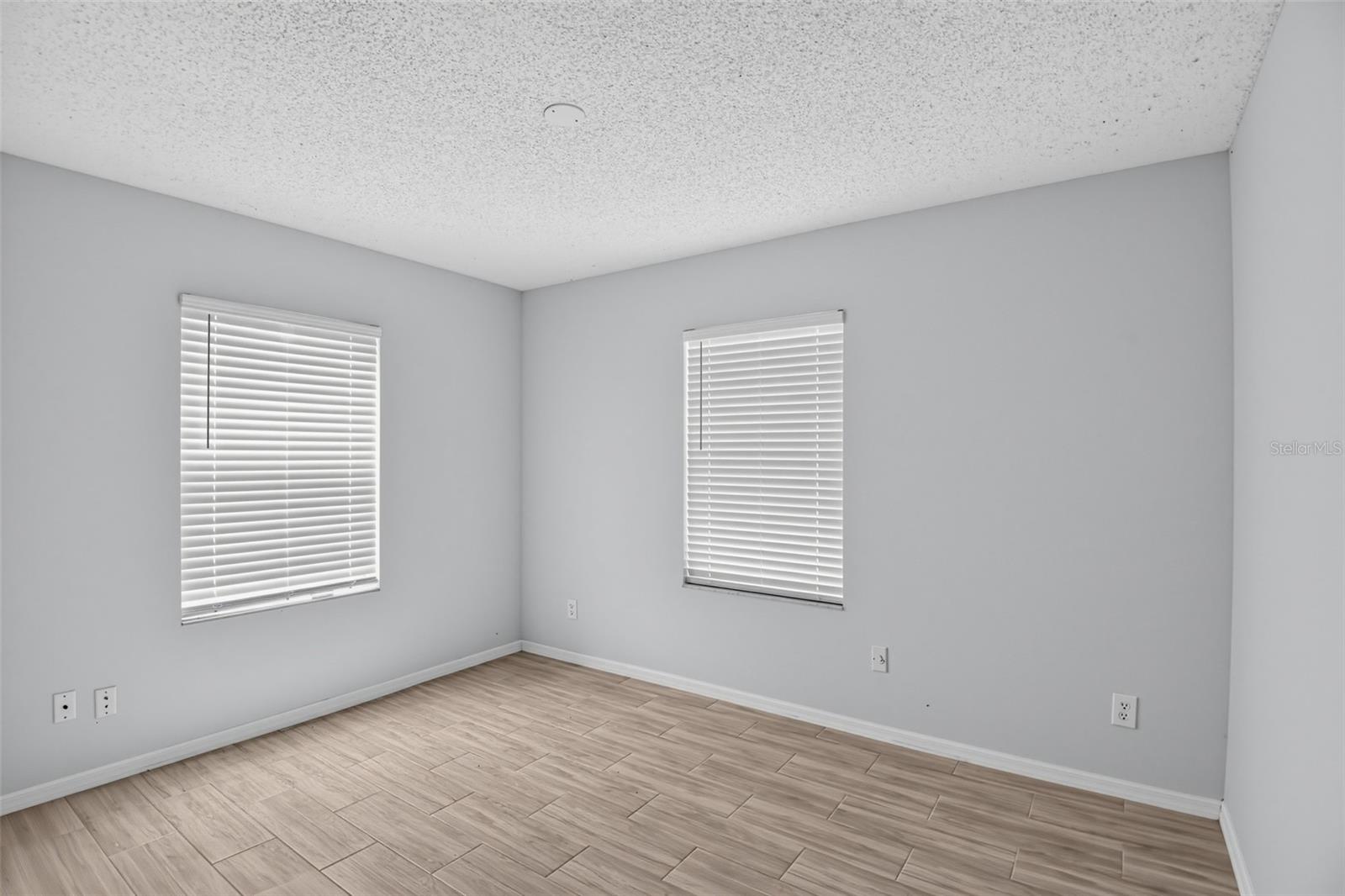 235 Toms Rd Property Photo 16