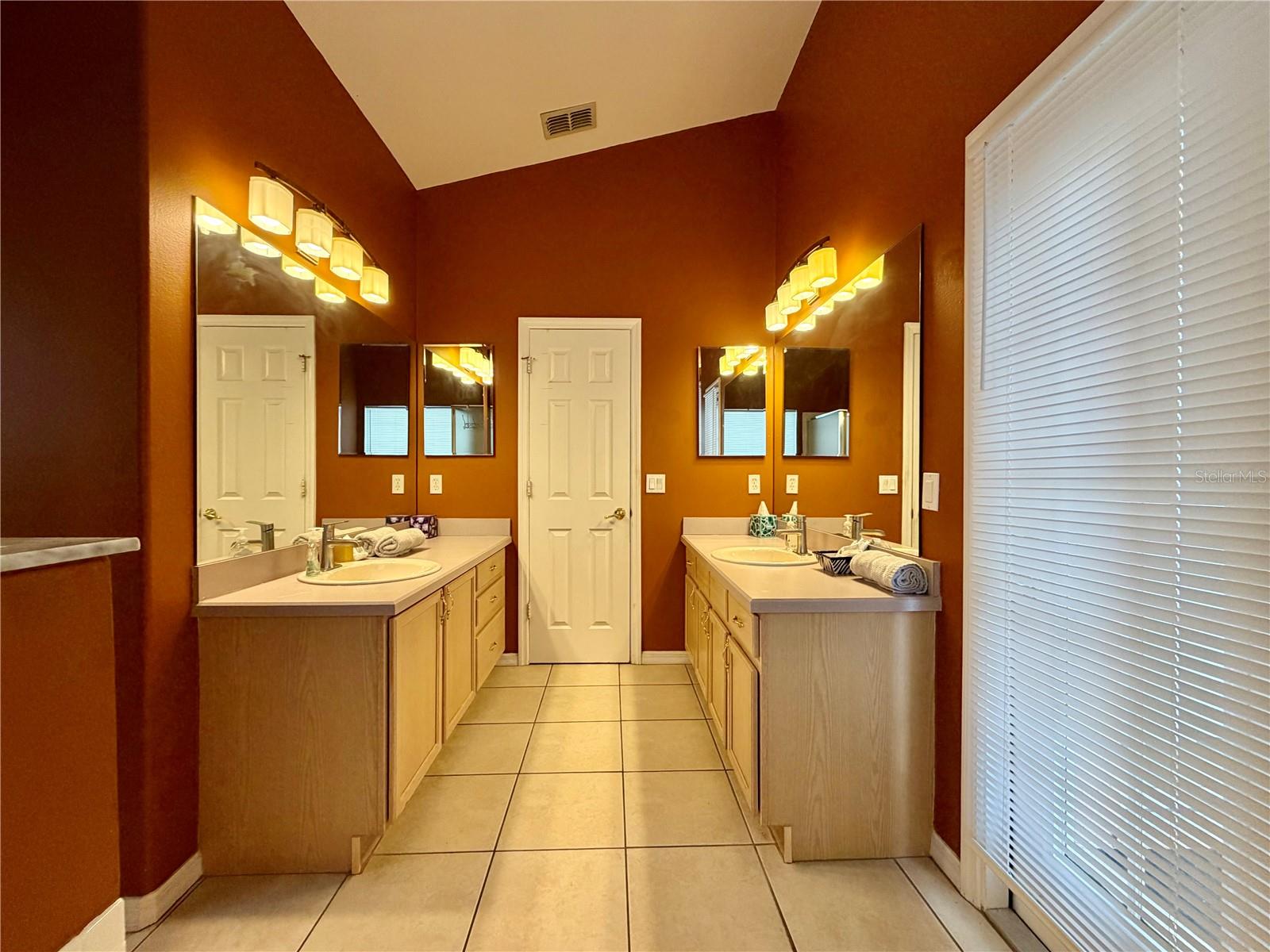 2564 Bear Creek Ct Property Photo 14