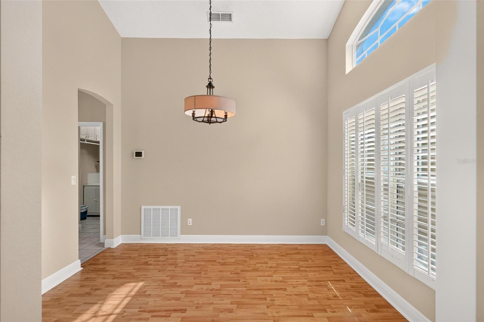 5206 Hawford Cir Property Photo 37