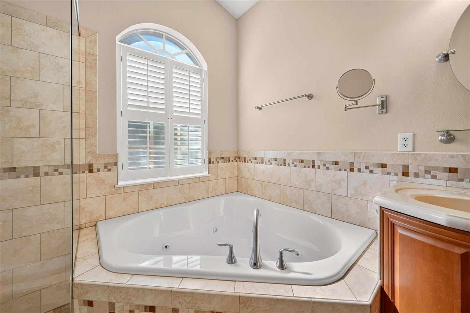 5206 Hawford Cir Property Photo 48