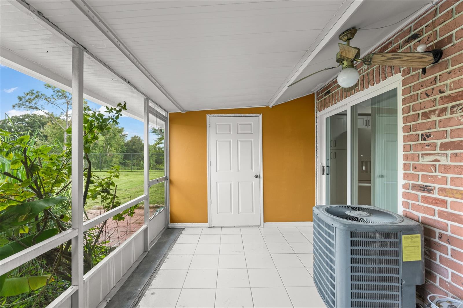 1285 Heritage Ln Property Photo 24