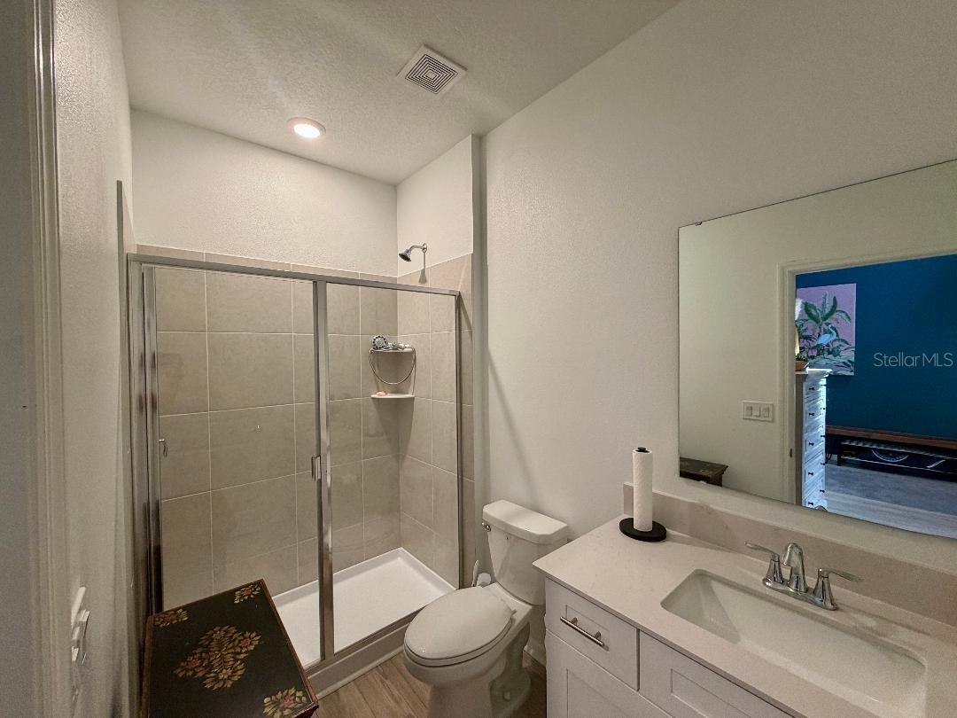 693 Peroni Ave Property Photo 18
