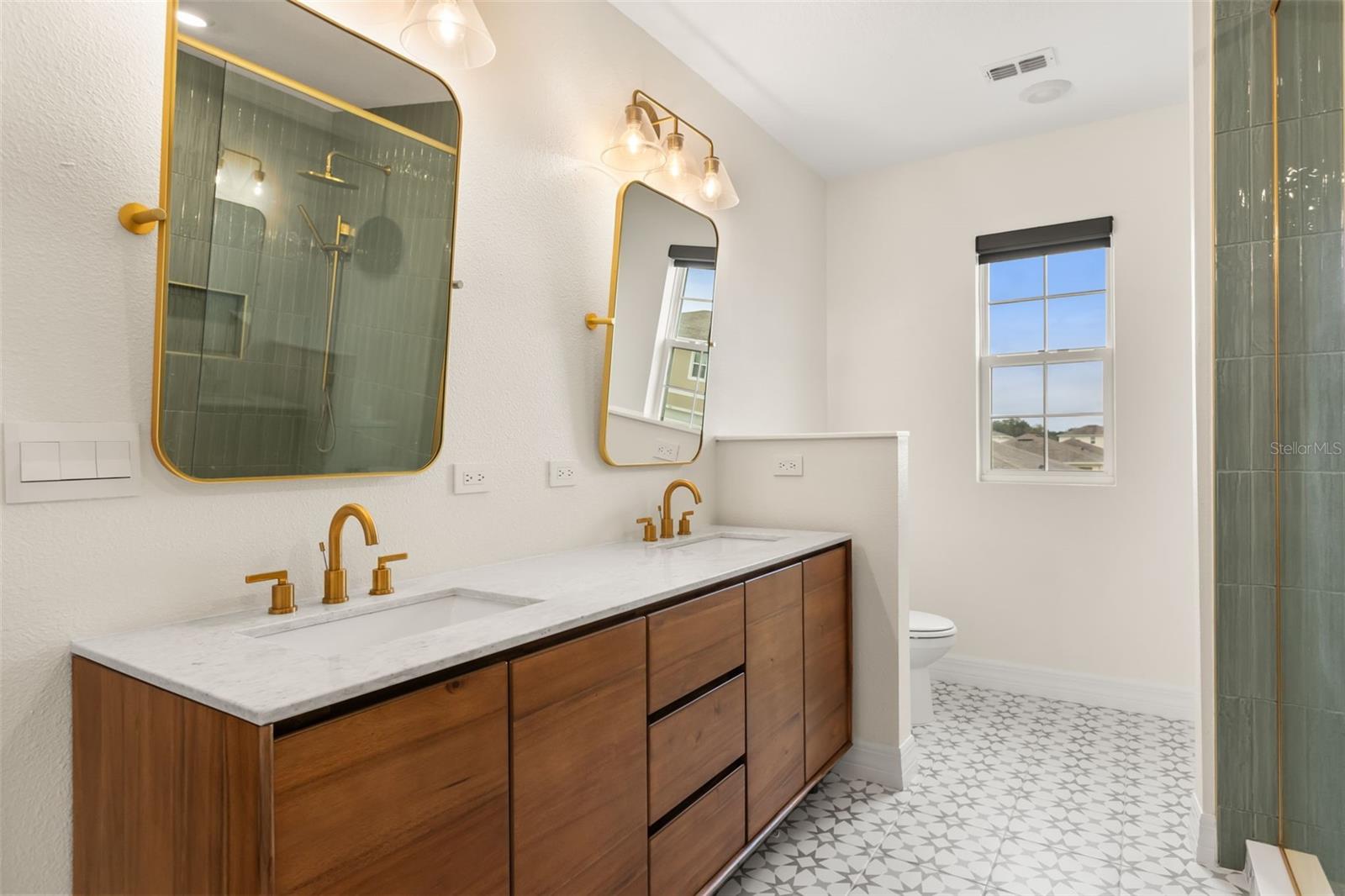 3322 Eastgrove Ter Property Photo 31