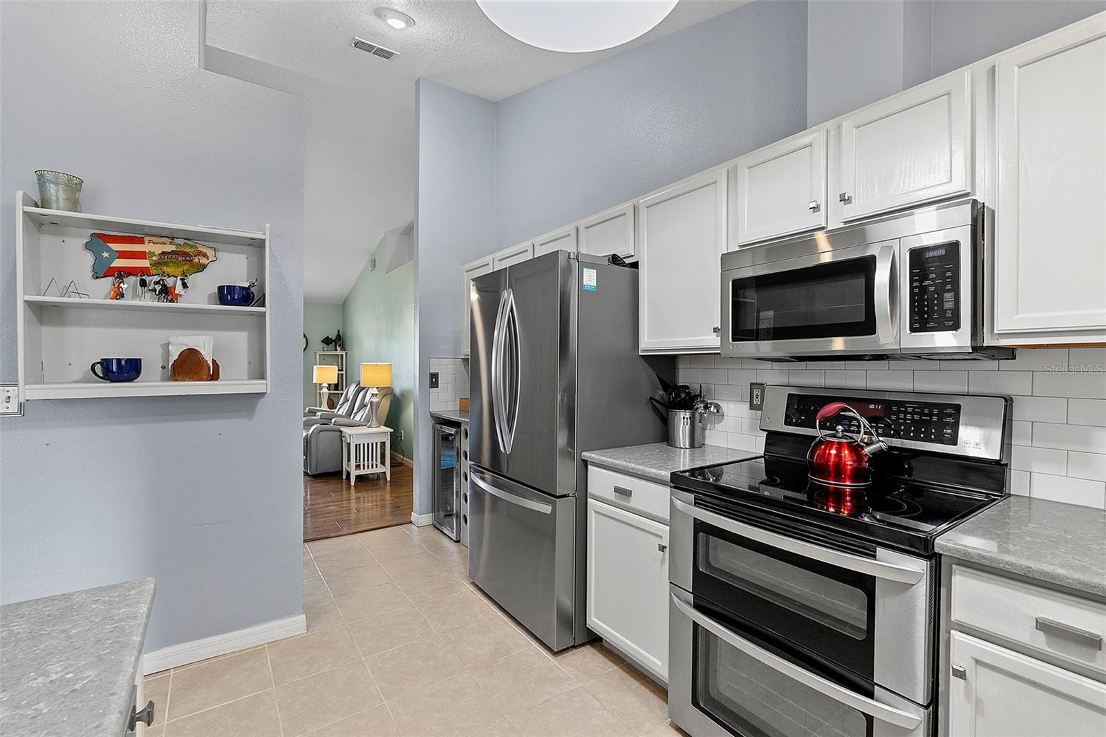 10828 Crescent Ridge Loop Property Photo 10