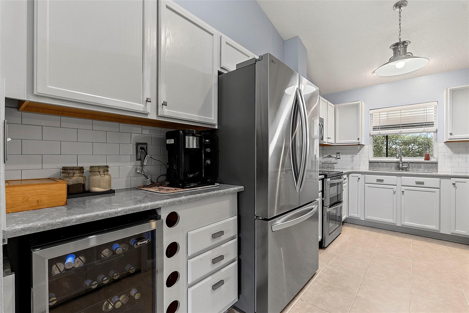 10828 Crescent Ridge Loop Property Photo 11