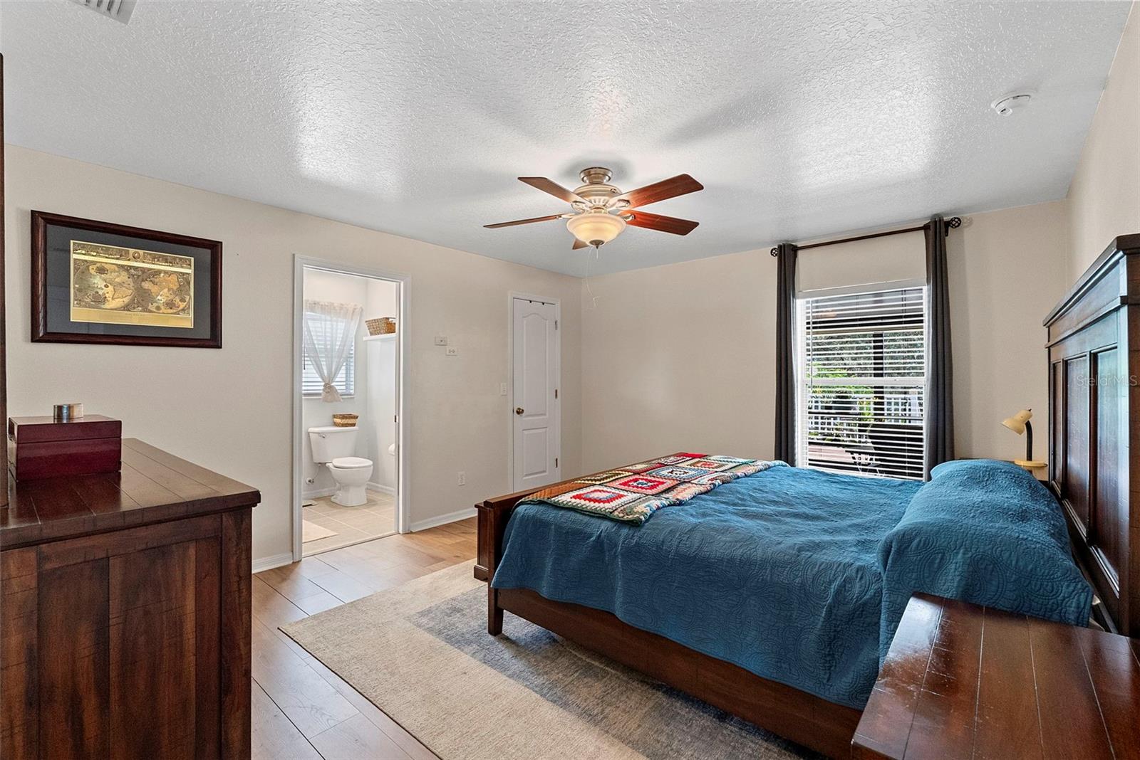 10828 Crescent Ridge Loop Property Photo 12