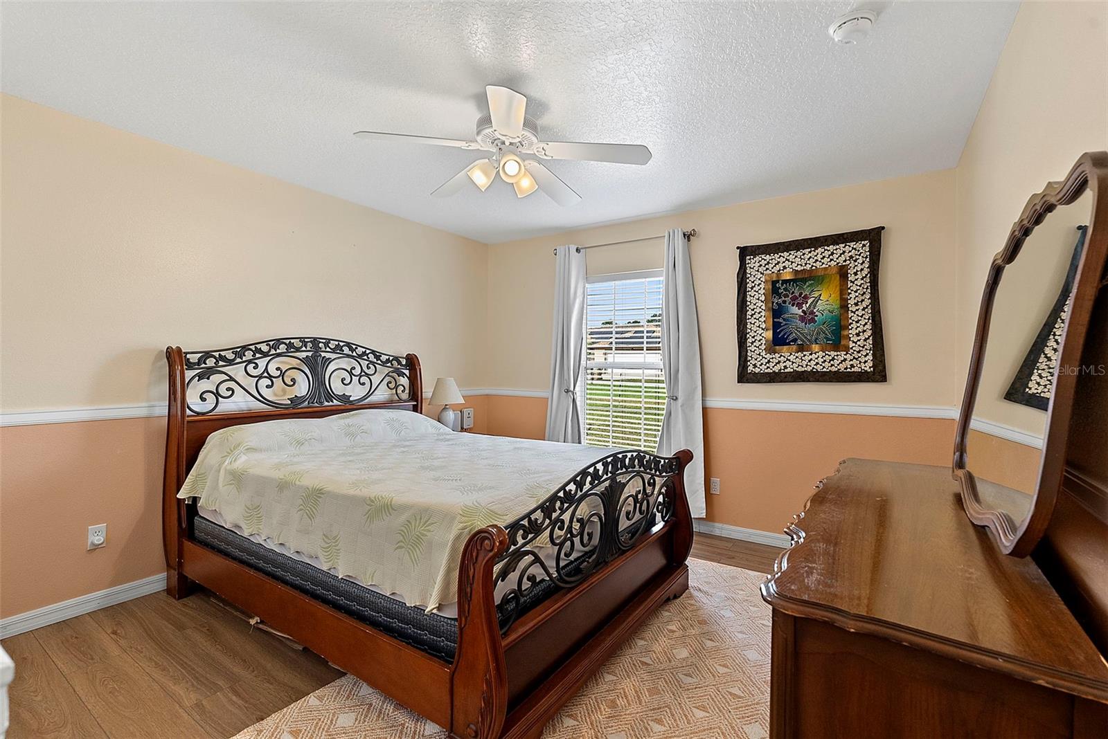 10828 Crescent Ridge Loop Property Photo 15
