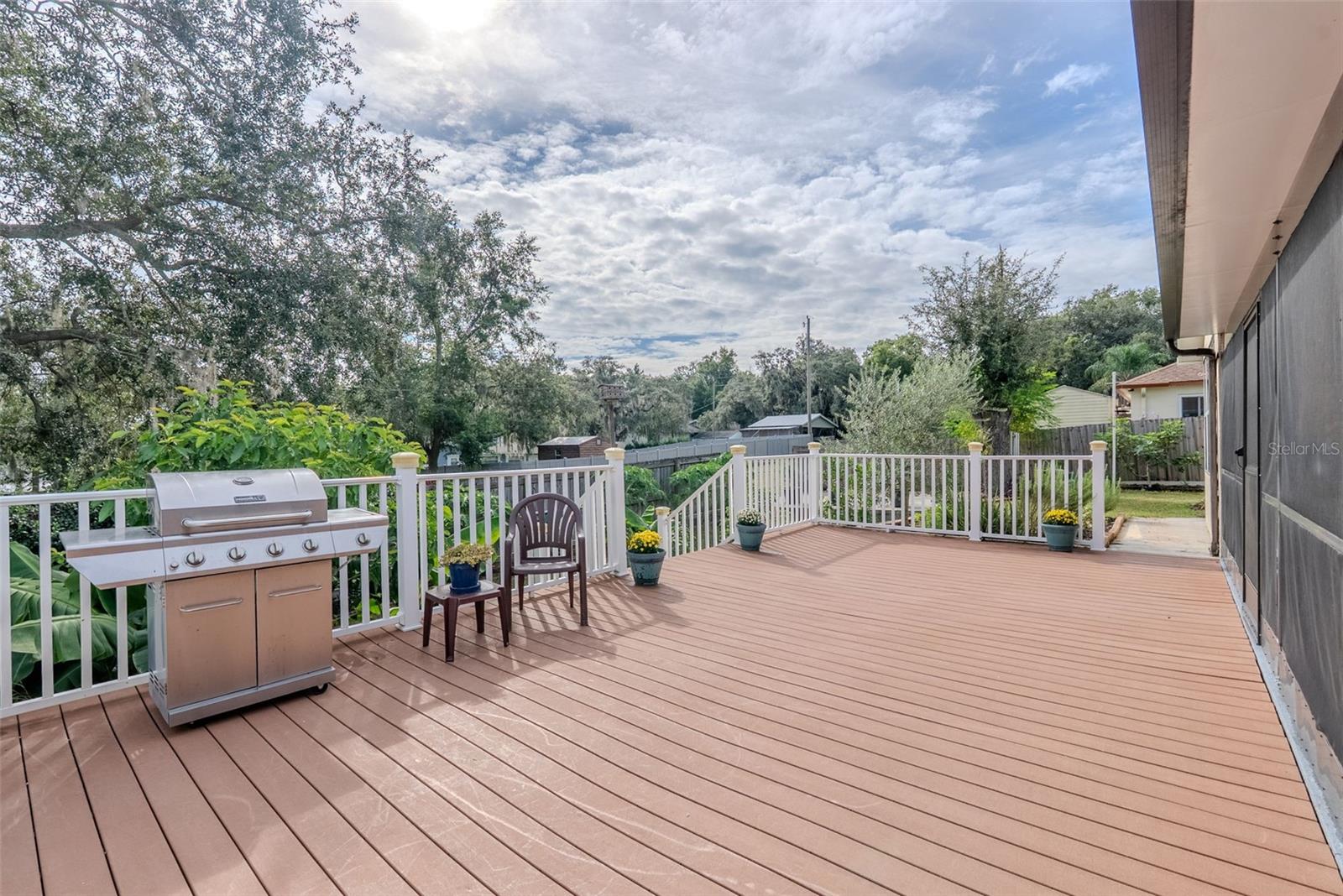 10828 Crescent Ridge Loop Property Photo 23