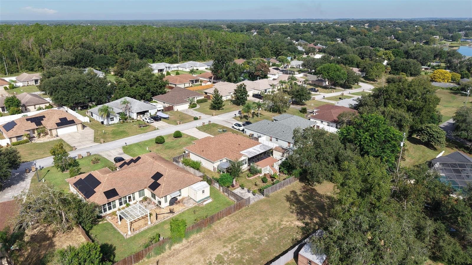 10828 Crescent Ridge Loop Property Photo 28