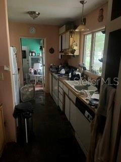 20193 The Granada Property Photo 7