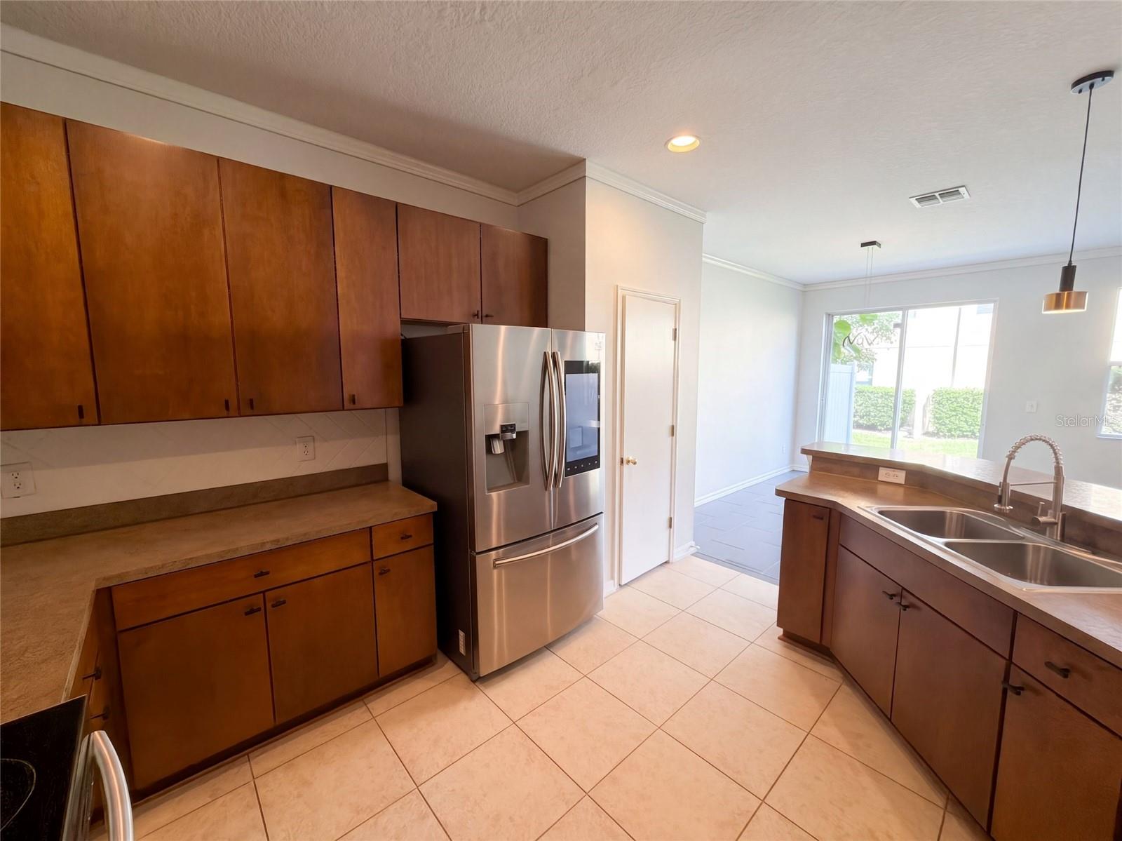 348 Golden Dewdrop Way Property Photo 9