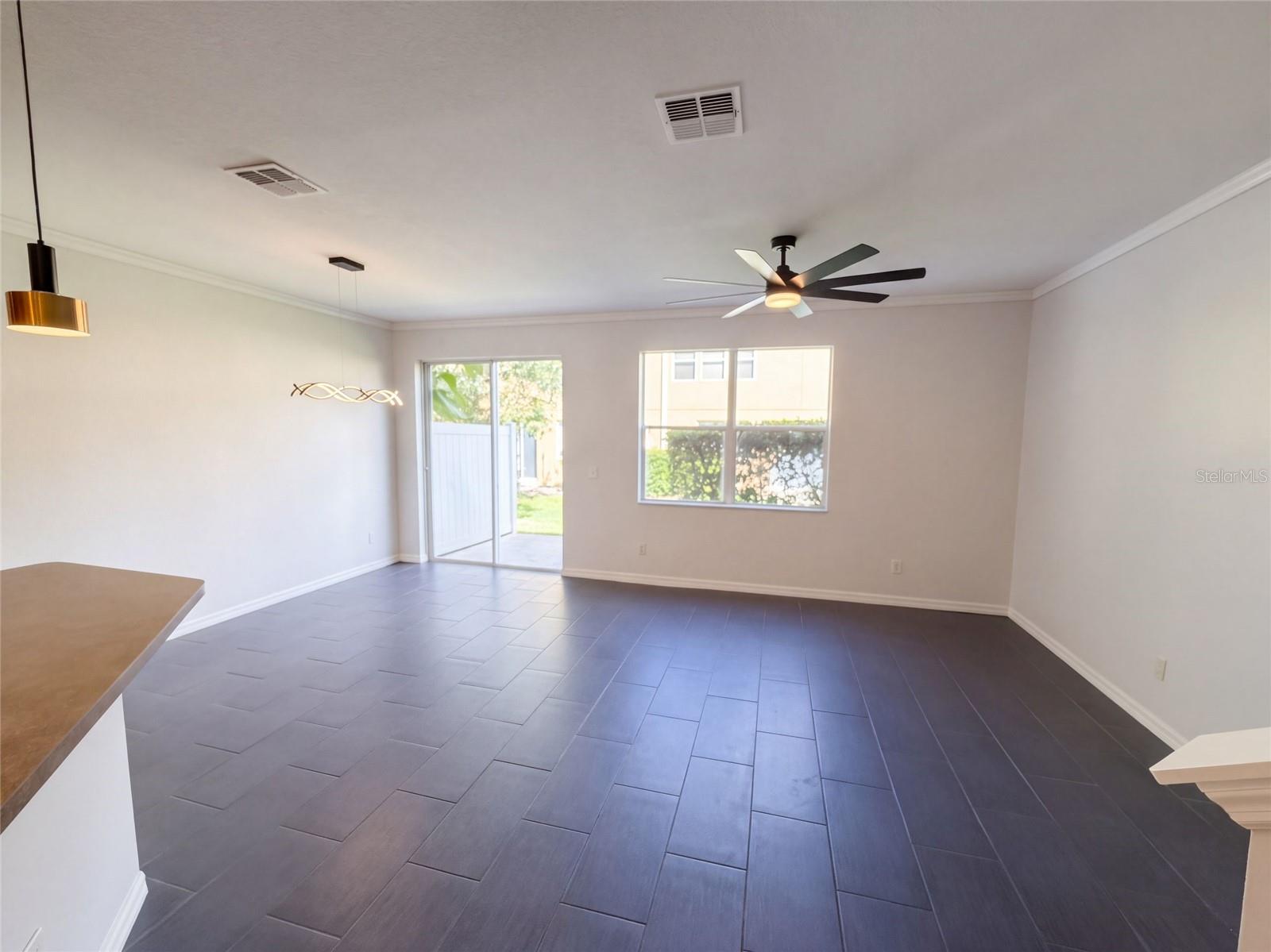 348 Golden Dewdrop Way Property Photo 11