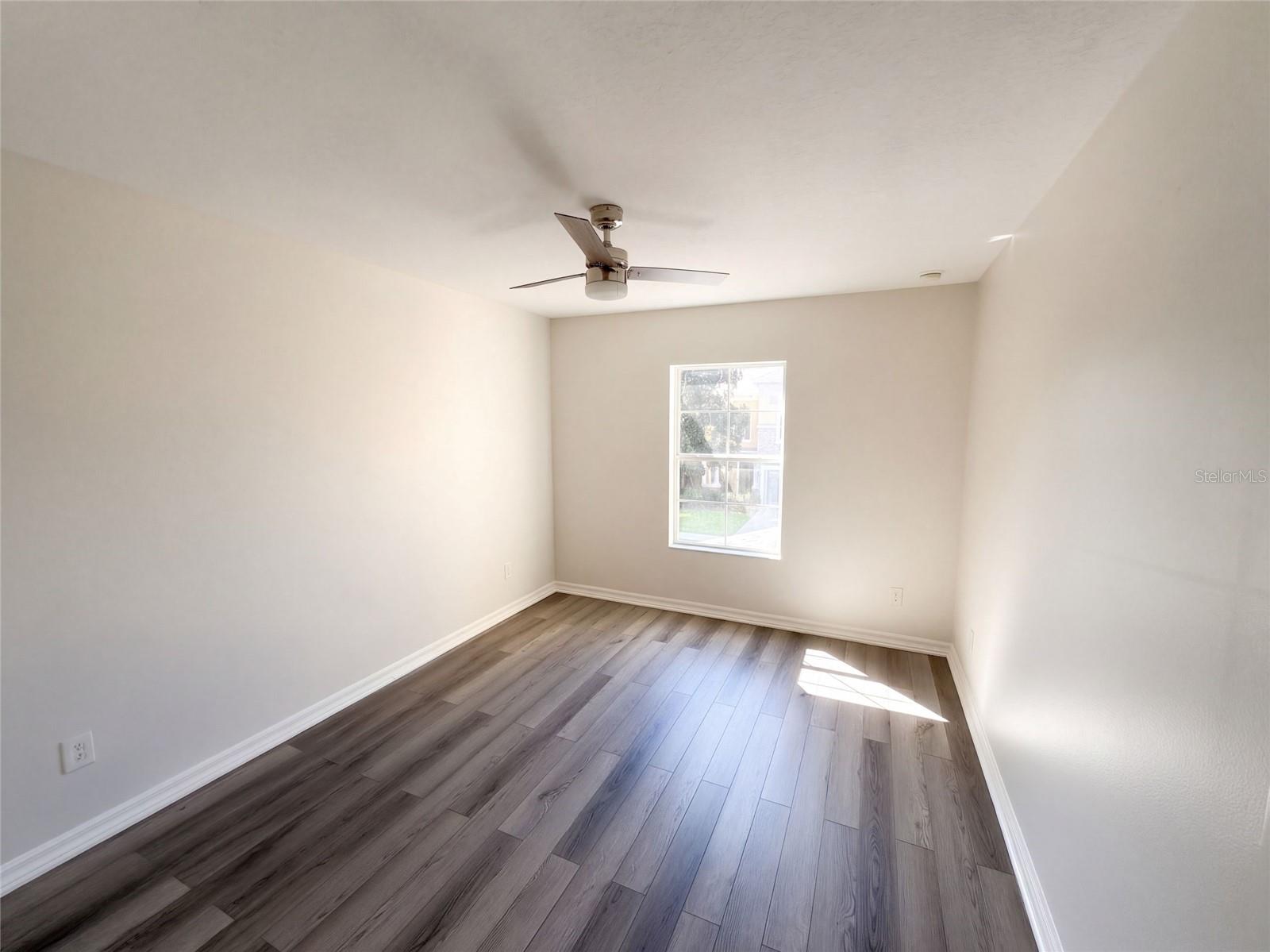 348 Golden Dewdrop Way Property Photo 13