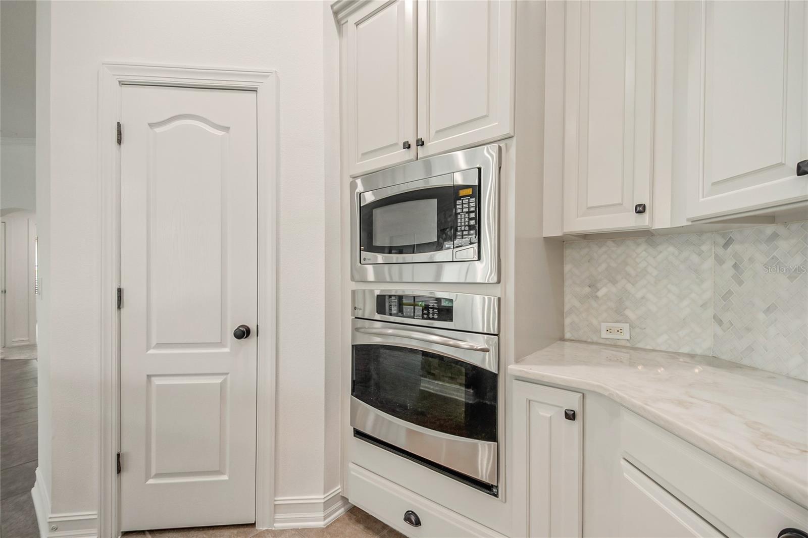 4244 Isle Vista Ave Property Photo 64