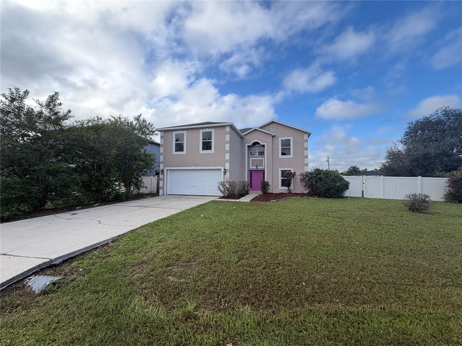 1818 Superior Ct Property Photo 1