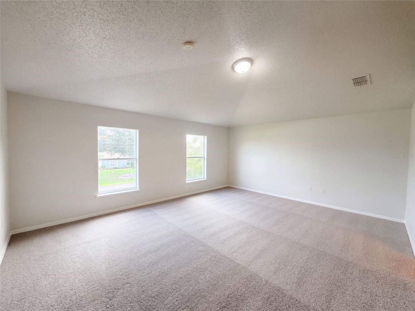 1818 Superior Ct Property Photo 6