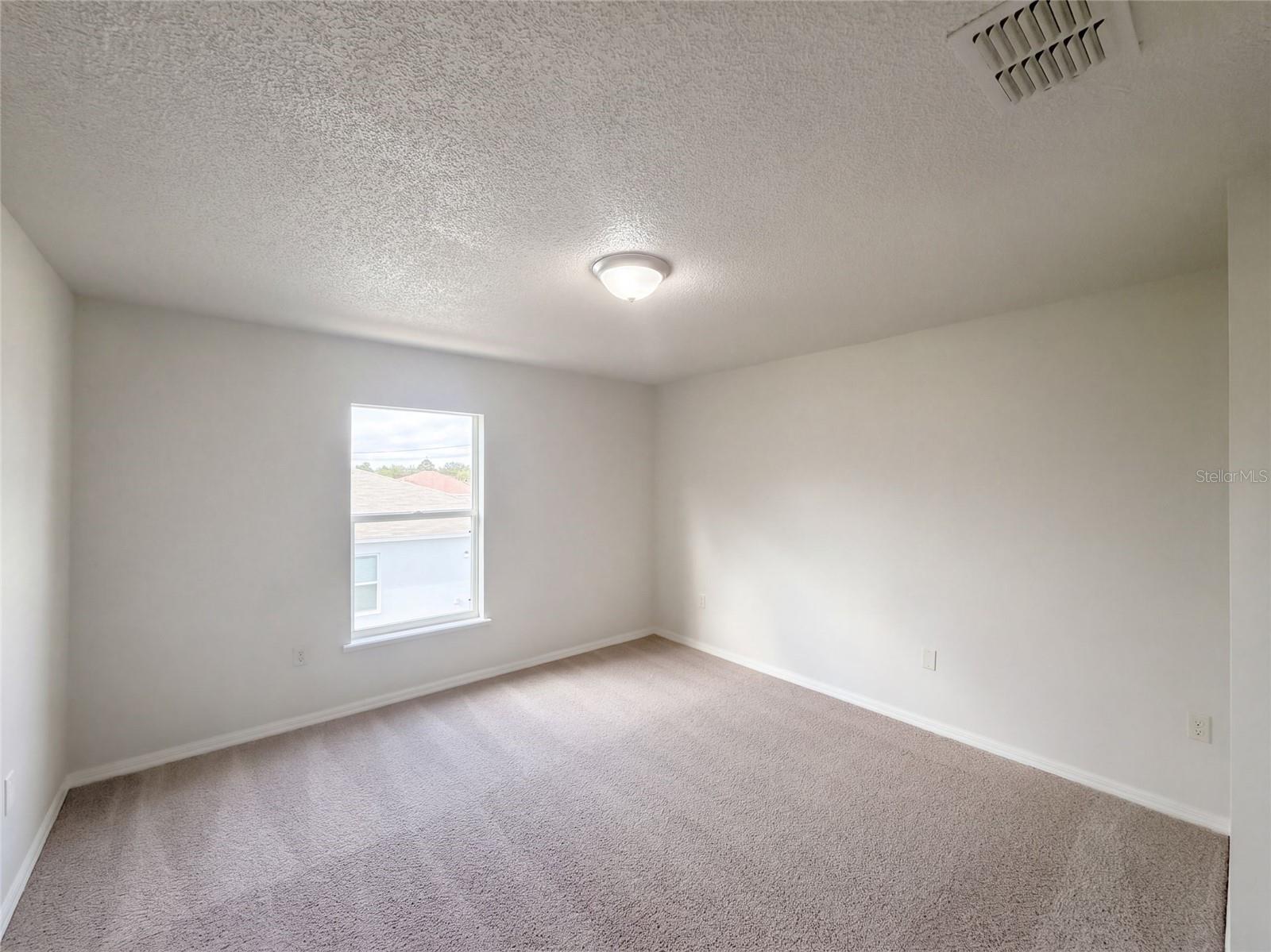 1818 Superior Ct Property Photo 12