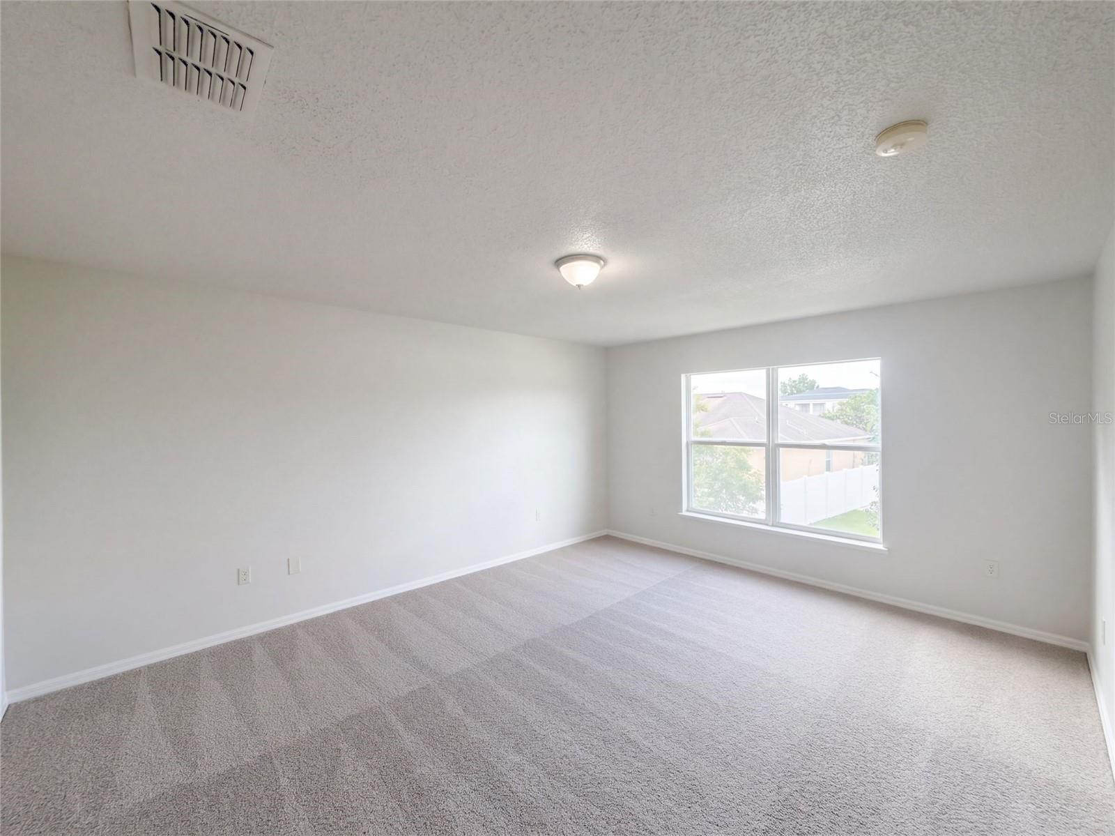 1818 Superior Ct Property Photo 13