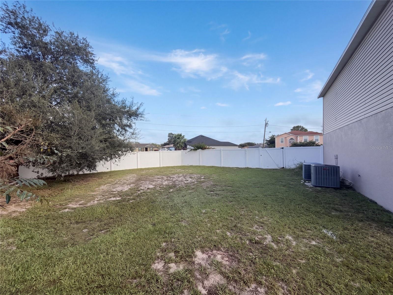 1818 Superior Ct Property Photo 22