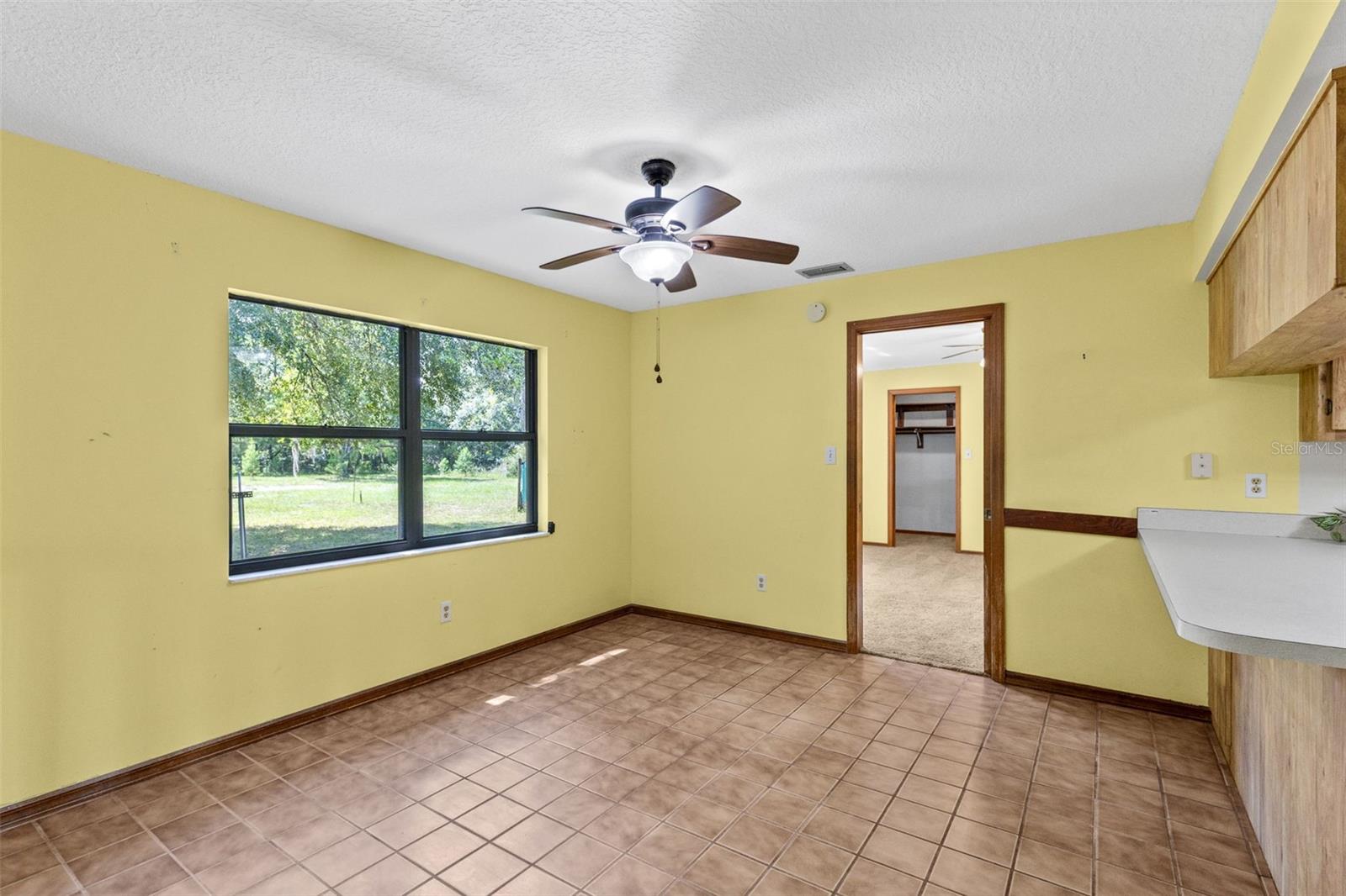 377 Riverwoods Trl Property Photo 11